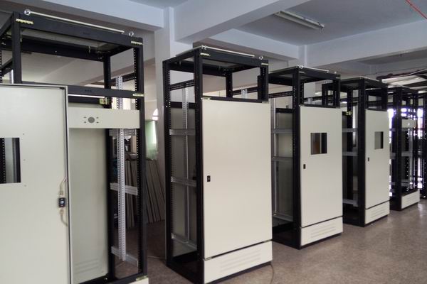 四方台控制柜-3683厂家控制柜检修需要注意的